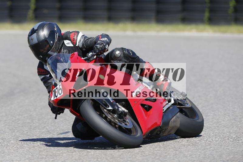 /48 25.08.2025 Cornu Master School ADR/rot-rouge/106
